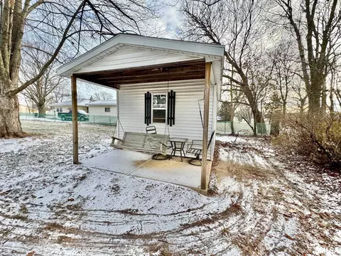 1028 Normal St, Henry, IL 61537 photo 22