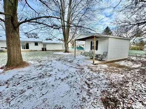 1028 Normal St, Henry, IL 61537 photo 21