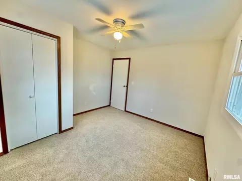 1028 Normal St, Henry, IL 61537 photo 12