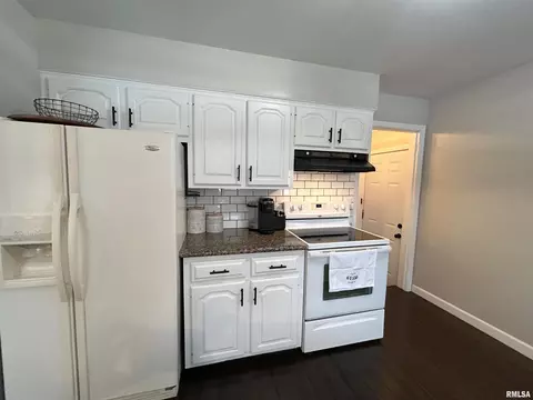 757 E Monroe St, Morton, IL 61550 photo 11