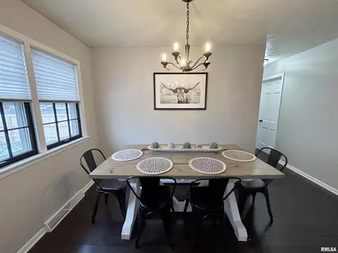 757 E Monroe St, Morton, IL 61550 photo 9