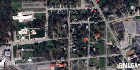 309 N 15th St, Mount Vernon, IL 62864