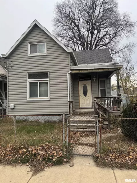 2205 W Ann St, Peoria, IL 61605