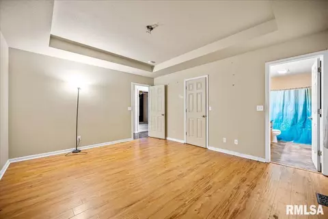 610 Embert Pl, Peoria, IL 61603 photo 10