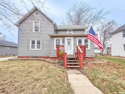 605 W Mound St, Elmwood, IL 61529