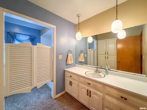 127 S Reiter St, Benson, IL 61516 photo 17