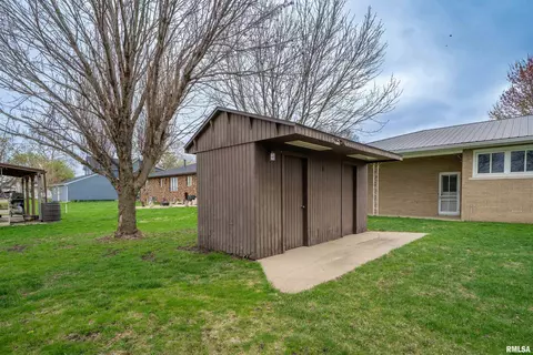 127 S Reiter St, Benson, IL 61516 photo 33