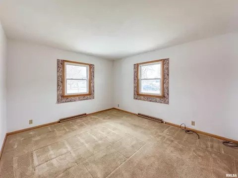 127 S Reiter St, Benson, IL 61516 photo 13