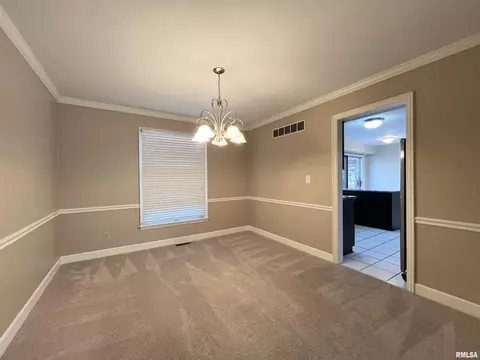 131 E Morningside Dr, Peoria, IL 61614 photo 13