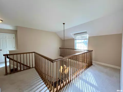 131 E Morningside Dr, Peoria, IL 61614 photo 26
