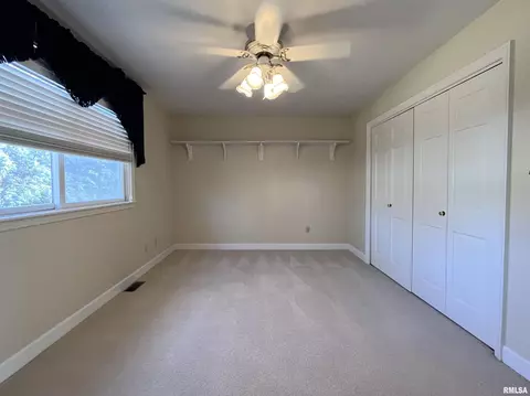 131 E Morningside Dr, Peoria, IL 61614 photo 38