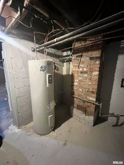 Other - 208 S Callender St, Eureka, IL 61530 photo 10 of 12