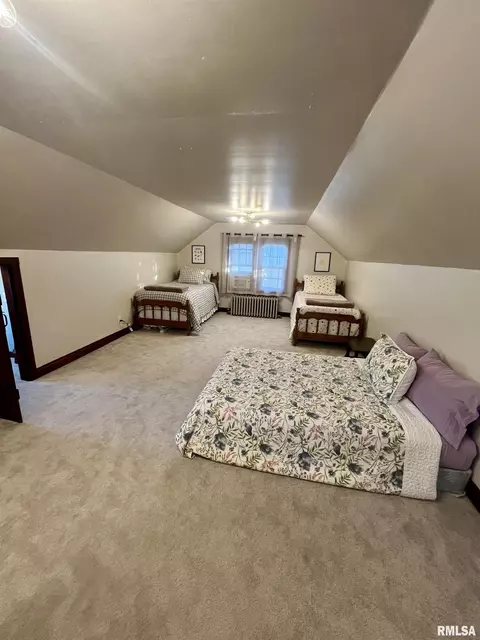 Bedroom - 208 S Callender St, Eureka, IL 61530 photo 2 of 2