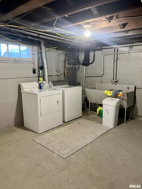 Other - 208 S Callender St, Eureka, IL 61530 photo 7 of 12