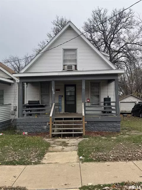 1018 E Kansas St, Peoria, IL 61605