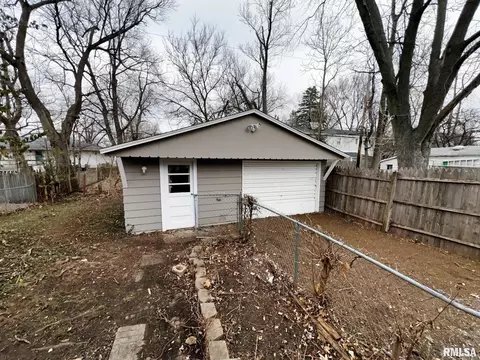901 E Tripp Ave, Peoria, IL 61603 photo 5