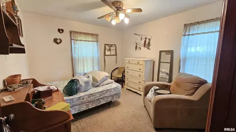 504 W Franklin Ave, Bartonville, IL 61607 photo 5