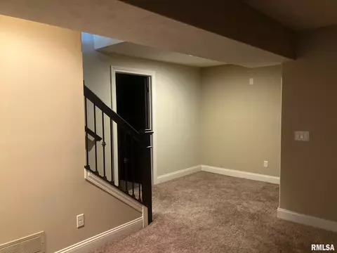 2704 Fieldstone Ct, Normal, IL 61761 photo 17