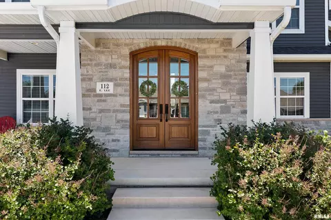 112 E Lee St, Tremont, IL 61568