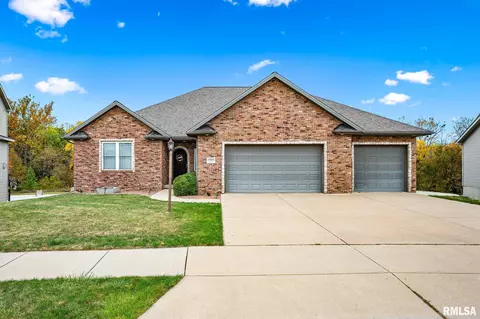11015 N Country Ridge Ln, Dunlap, IL 61525