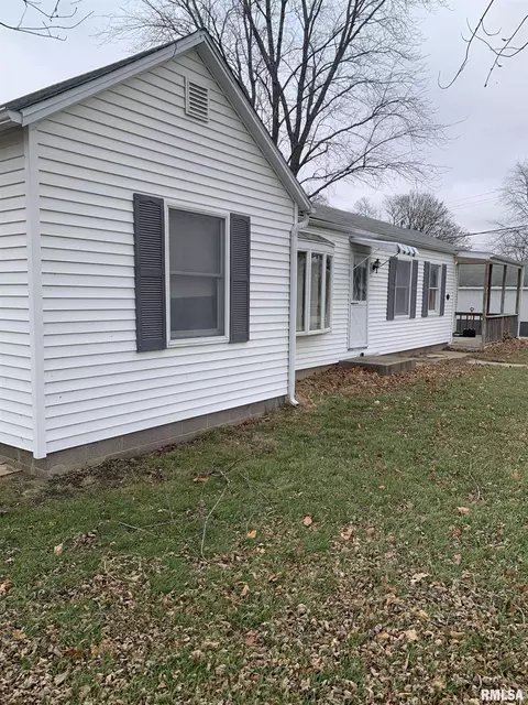 540 E Wells St, Bushnell, IL 61422 photo 1