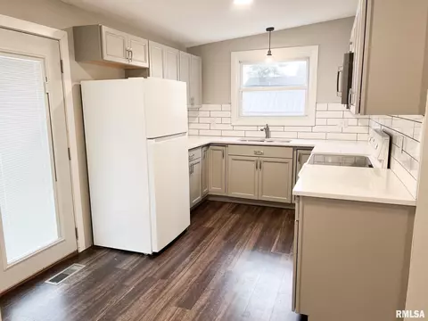 Kitchen - 106 S Myers, Eureka, IL 61530 photo 4 of 6
