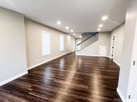 Living - 106 S Myers, Eureka, IL 61530 photo 1 of 5