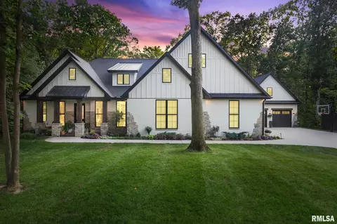 414 Wolf Crossing Dr, Morton, IL 61550