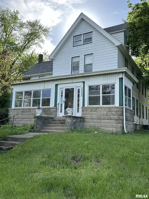 3025 NE Madison Ave, Peoria, IL 61603