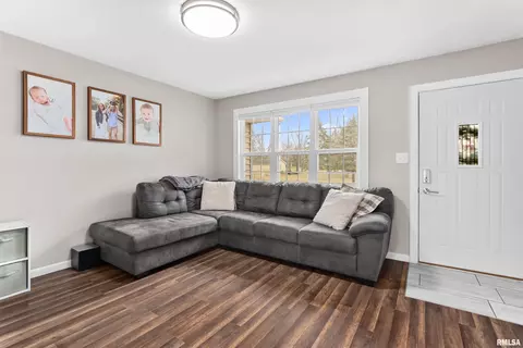 Other - 204 Dennis Dr, Eureka, IL 61530 photo 3 of 13