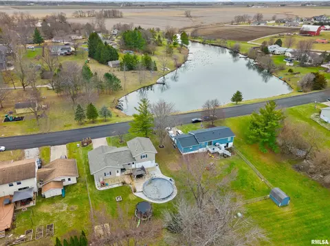 View/Area - 204 Dennis Dr, Eureka, IL 61530 photo 2 of 6