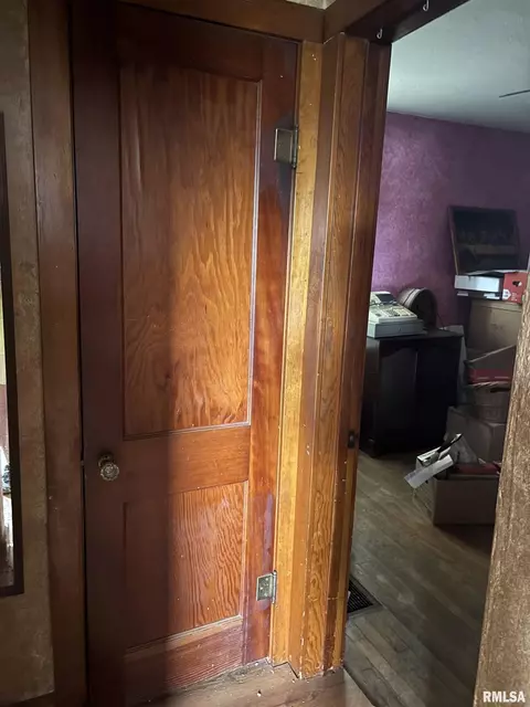 212 S Main St, Lacon, IL 61540 photo 9