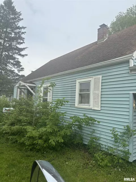 212 S Main St, Lacon, IL 61540 photo 11