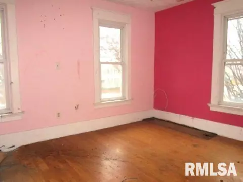 Bedroom - 534 S Main St, Canton, IL 61520 photo 1 of 3