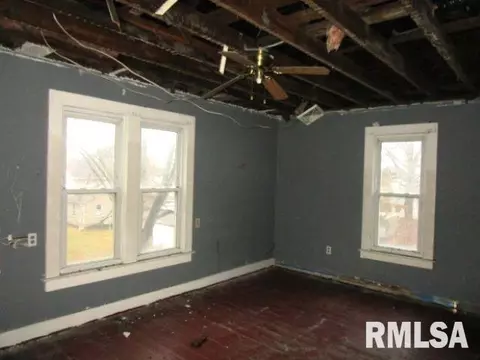 Bedroom - 534 S Main St, Canton, IL 61520 photo 3 of 3