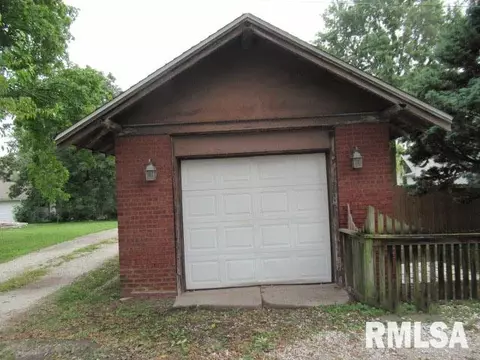 365 W Pine St, Canton, IL 61520 photo 24