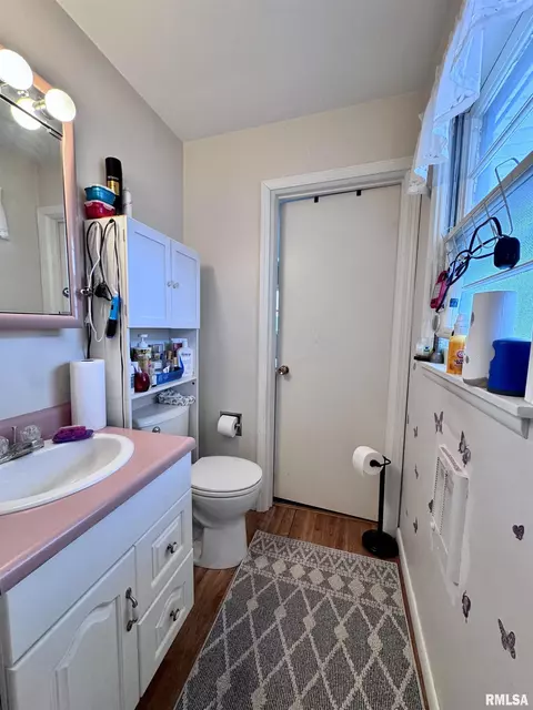 308 S Verzel Dr, Macomb, IL 61455 photo 12