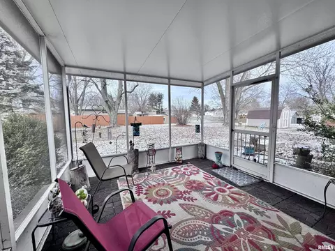 308 S Verzel Dr, Macomb, IL 61455 photo 15