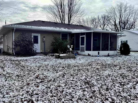 308 S Verzel Dr, Macomb, IL 61455 photo 16
