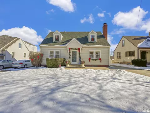 5912 S Monroe Ave, Bartonville, IL 61607