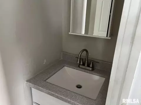 Bath - 414 E Pierce St, Macomb, IL 61455 photo 1 of 2