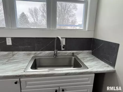 Other - 414 E Pierce St, Macomb, IL 61455 photo 2 of 2