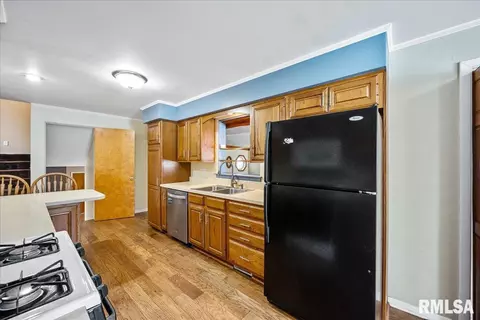407 Devonshire Rd, Washington, IL 61571 photo 10