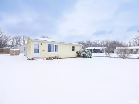 6 Galvin Ct, Pekin, IL 61554
