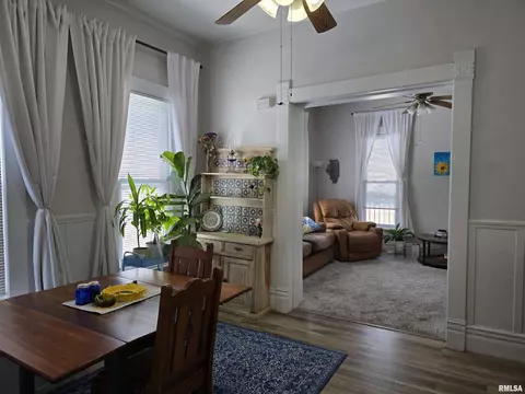 Dining - 804 E Locust St, Canton, IL 61520 photo 1 of 3