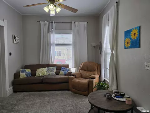 Living - 804 E Locust St, Canton, IL 61520 photo 1 of 5