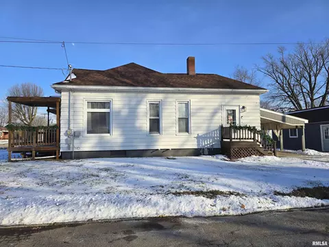 Other - 804 E Locust St, Canton, IL 61520 photo 20 of 21