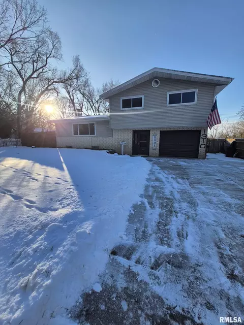 1310 Coolidge Ave, Pekin, IL 61554