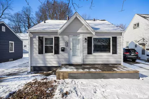 4013 N Ashton Ave, Peoria, IL 61614