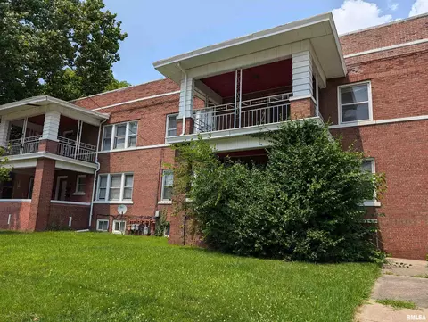 417 Columbia Ter, Peoria, IL 61606